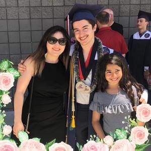 Meet your Posher, Sona